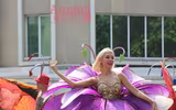 [ẢNH] Phố đi bộ Hồ Gươm tưng bừng sắc màu trong Carnival đậm chất Mỹ-Latin