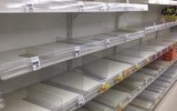 Hàng triệu người phải di tản, hàng hóa siêu thị bị 