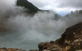 [ẢNH] Chiêm ngưỡng vẻ đẹp của những hồ nước kỳ lạ nhất thế giới