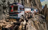 [ẢNH] Khám phá những con đường nguy hiểm nhất hành tinh