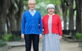 [ẢNH] Cặp vợ chồng già Nhật Bản diện đồ đôi suốt 38 năm khiến dân mạng 