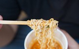 [ẢNH] Tác hại khó lường của việc ăn nhiều mỳ tôm đối với sức khỏe