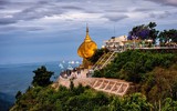 [ẢNH] Kỳ lạ những tảng đá cổ nằm chênh vênh trăm năm mà không bị đổ