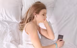 [ẢNH] Tác hại khủng khiếp khi sử dụng tai nghe không đúng cách