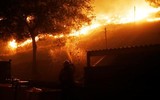 [ẢNH] Biển lửa nhấn chìm bang California Mỹ