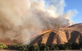 [ẢNH] Biển lửa nhấn chìm bang California Mỹ