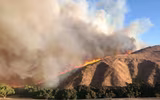 [ẢNH] Biển lửa nhấn chìm bang California Mỹ