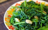 [ẢNH] Những kiểu ăn rau tưởng ngon bổ nhưng lại độc hại vô cùng