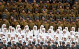 [ẢNH]: Quân đội Nga tái hiện lễ diễu binh lịch sử năm 1941 trên Quảng trường Đỏ