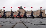 [ẢNH]: Quân đội Nga tái hiện lễ diễu binh lịch sử năm 1941 trên Quảng trường Đỏ