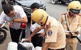 [ẢNH] Cần xử phạt nghiêm những trường hợp xe giả mạo ưu tiên