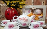 [ẢNH] Khác biệt thú vị giữa quà tặng 20-11 xưa và nay
