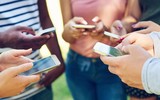[ẢNH] Smartphone đang 