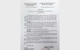 [ẢNH] Vụ người lạ bôi mặt, cầm đầu gà ăn xin: Cảnh giác những trò bịa đặt xấu xí