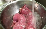 [ẢNH] Những thói quen xấu trong bếp có thể ảnh hưởng nghiêm trọng tới sức khỏe