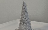 [ẢNH] Tự làm cây thông Noel cực ấn tượng từ vật liệu đơn giản (1)