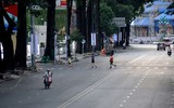 [ẢNH] Khoảng khắc người dân Hà Nội, TP.HCM tưng bừng tận hưởng năm mới 2020