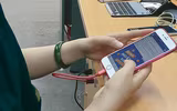 [ẢNH] Những sai lầm tai hại nhiều người mắc phải khiến smartphone nhanh hỏng