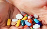 [ẢNH] Dùng kháng sinh đúng cách để không bị ‘nhờn thuốc’