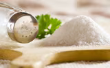 [ẢNH] Những hậu quả cơ thể gặp phải khi ăn quá mặn