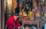 [ẢNH] Ý nghĩa đặc biệt của phong tục thờ cúng ông Công ông Táo