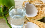 [ẢNH] Những công dụng bất ngờ của nước dừa đối với sức khỏe