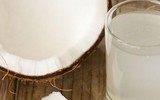 [ẢNH] Những công dụng bất ngờ của nước dừa đối với sức khỏe