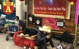 [ẢNH] Sân bay Tân Sơn Nhất vẫn đông nghịt khách trong những ngày cuối cùng của năm