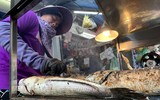 [ẢNH] Ngày vía Thần Tài 2020: Những mặt hàng đắt khách ngoài... vàng