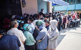 [ẢNH] Người dân lao đao vì 