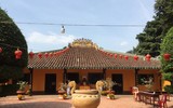 [ẢNH] Đình, chùa, lễ hội vắng hẳn bóng người 