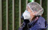 [ẢNH] Những đồ bảo hộ chống virus corona ‘cực dị’
