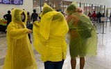 [ẢNH] Những đồ bảo hộ chống virus corona ‘cực dị’