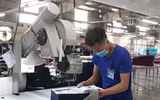 [ẢNH] Hàng loạt tập đoàn ô tô, công nghệ ‘lao vào’ sản xuất khẩu trang y tế