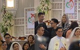 [ẢNH] Tóc Tiên - Hoàng Touliver bất ngờ tổ chức đám cưới đầy lãng mạn