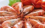 [ẢNH] Những sai lầm khi ăn tôm có thể gây hại tới sức khỏe