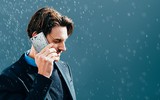 [ẢNH] Chuyện gì sẽ xảy ra với cơ thể nếu bạn thường xuyên sử dụng điện thoại?