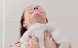 [ẢNH] Những nguy hiểm không ngờ từ việc tắm sai cách