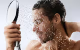 [ẢNH] Những nguy hiểm không ngờ từ việc tắm sai cách