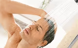 [ẢNH] Những nguy hiểm không ngờ từ việc tắm sai cách