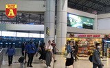 [ẢNH] Cảnh vắng lạ từ sân bay Nội Bài tới sân bay Tân Sơn Nhất trong mùa dịch Covid-19