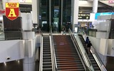 [ẢNH] Cảnh vắng lạ từ sân bay Nội Bài tới sân bay Tân Sơn Nhất trong mùa dịch Covid-19