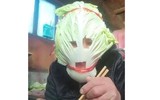 [ẢNH] Không thể nhịn cười với muôn kiểu khẩu trang tự chế siêu hài hước