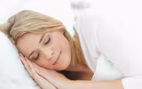 [ẢNH] Những thói quen xấu có thể gây hại cho mắt mà nhiều người mắc phải