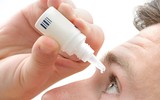 [ẢNH] Những thói quen xấu có thể gây hại cho mắt mà nhiều người mắc phải