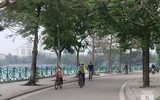 [ẢNH] Người dân thực hiện cách ly toàn xã hội trong tâm lí tự tin chiến thắng Covid-19