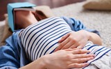 [ẢNH] Những thói quen xấu khiến bạn tăng cân trong thời gian cách ly toàn xã hội