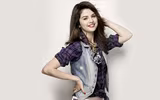 [ẢNH] Selena Gomez: Cuộc 