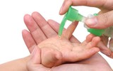 [ẢNH] Những điều cần biết khi sử dụng nước rửa tay khô
