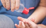 [ẢNH] Những điều cần biết khi sử dụng nước rửa tay khô